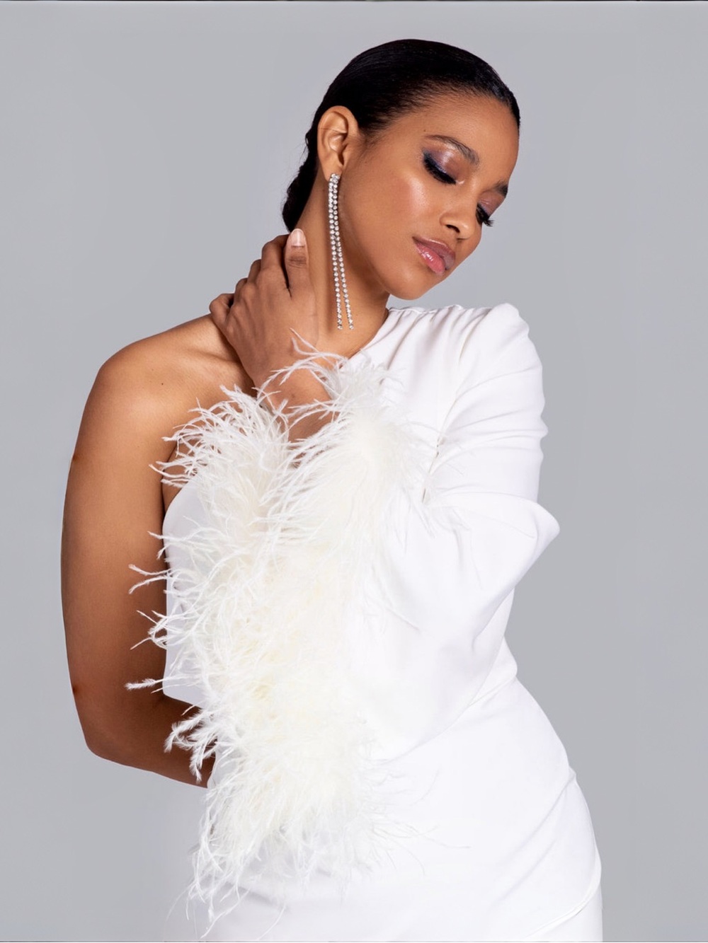 Ghrail Ellis Ivory Feather-Trim One-Shoulder Crepe Mini Dress Sz S MSRP $270 NEW - Picture 2 of 12